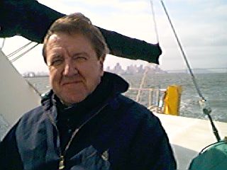 sail08.jpg (15307 bytes)
